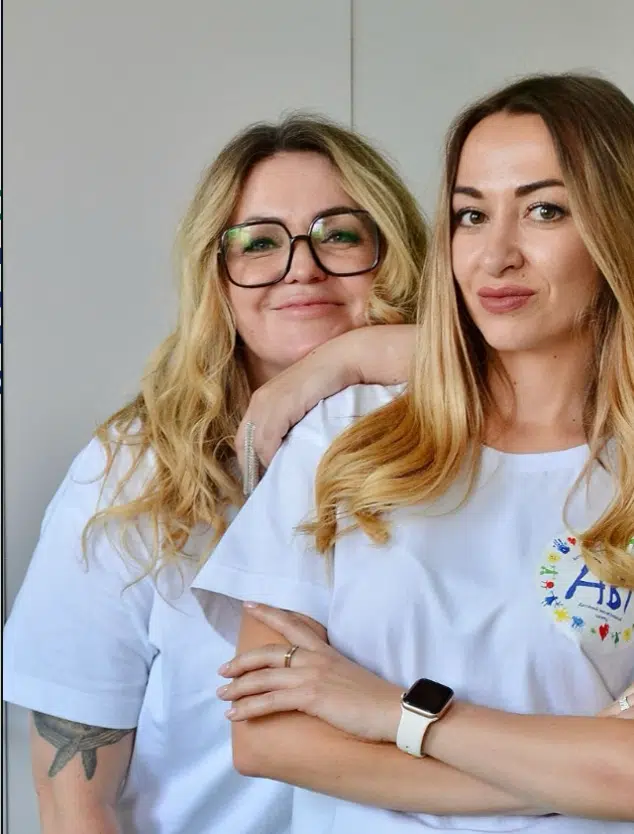Засновниці центру АВІ